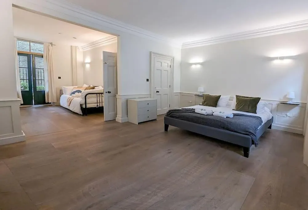 Extra Big London 4-Bed House In Liverpool Street! Villa Holiday home