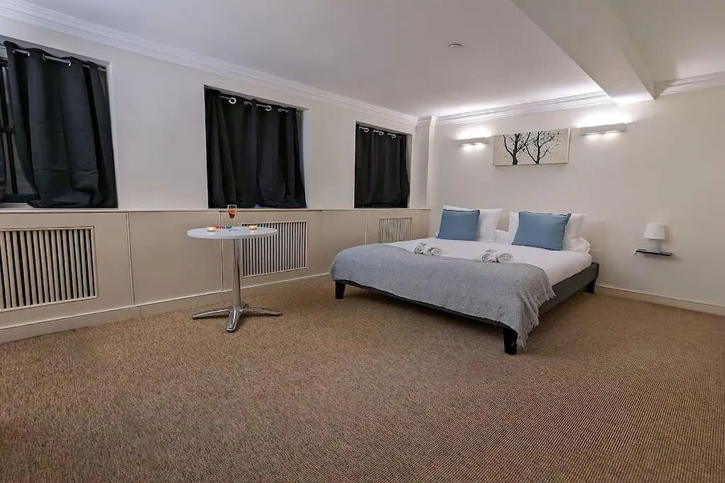 Extra Big London 4-Bed House In Liverpool Street! Villa